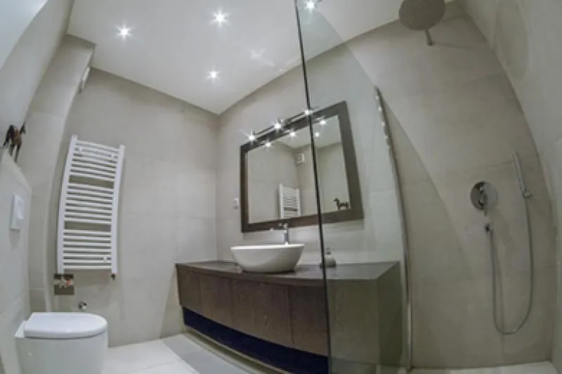 Izdavanje, trosoban stan, 92m², Kalenić Pijaca, Vračar Sve Podlokacije