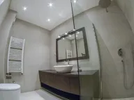 Izdavanje, trosoban stan, 92m², Kalenić Pijaca, Vračar Sve Podlokacije - image 7