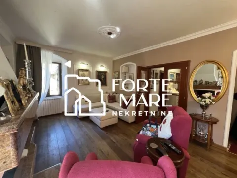 Prodaja, trosoban stan, 97m², Kotor, Crna Gora - image 8