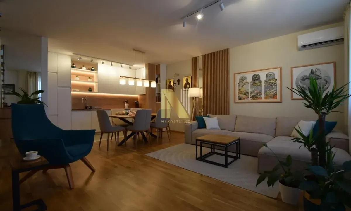 Sale, four bedroom apartment, 111m², Nova Detelinara, Novi Sad Sve Podlokacije