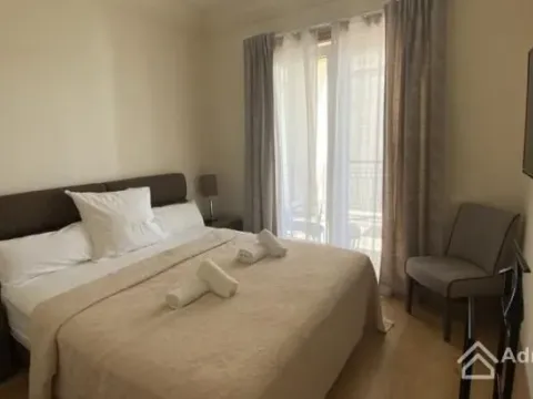 Prodaja, jednosoban stan, 83m², Centar, Tivat - image 8