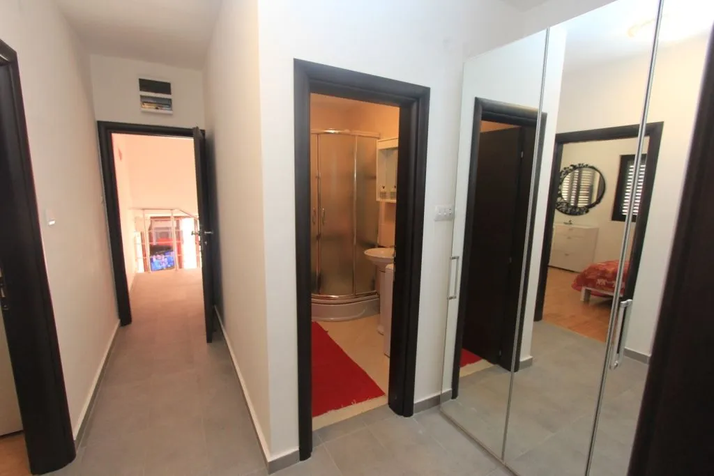 Prodaja, stan, 110m², Rafailovići, Budva