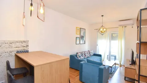 Rent, two bedroom apartment, 42m², Golubovina, Budva - image 4