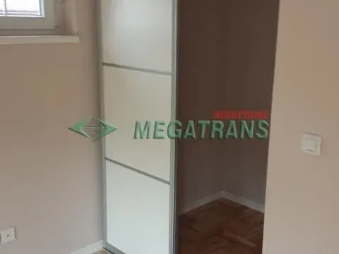 Izdavanje, kuća, 300m², Savski Venac, Beograd - image 12