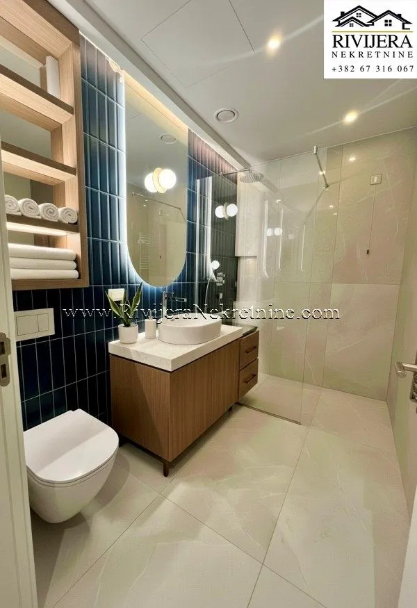 Prodaja, jednosoban stan, 53m², Risan, Kotor