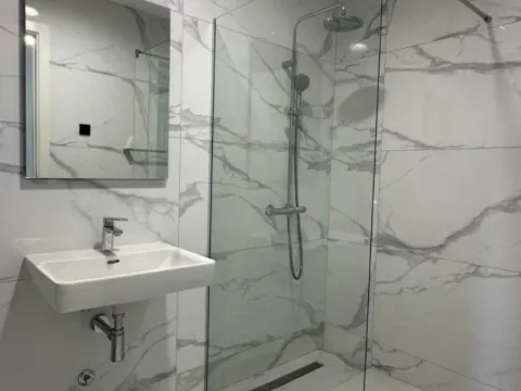 Rent, one bedroom apartment, 53m², Krivi Most, Podgorica - image 8