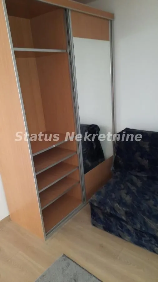 Izdavanje, dvosoban stan, 45m², Adamovićevo Naselje, Novi Sad Sve Podlokacije