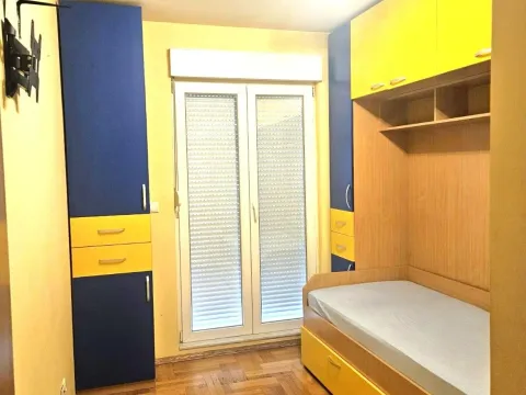 Rent, one bedroom apartment, 37m², Stari Aerodrom, Podgorica - image 5