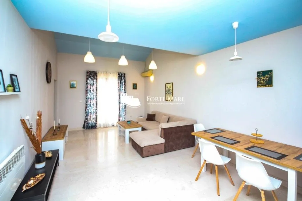 Prodaja, dvosoban stan, 107m², Herceg Novi, Crna Gora