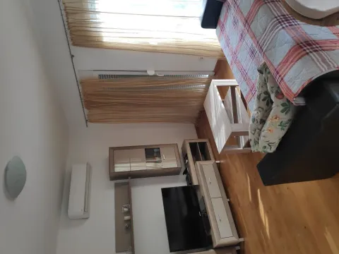 Izdavanje, trosoban stan, 95m², Zagorič, Podgorica