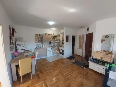 Izdavanje, dvosoban stan, 53m², Adice, Novi Sad Sve Podlokacije - image 2