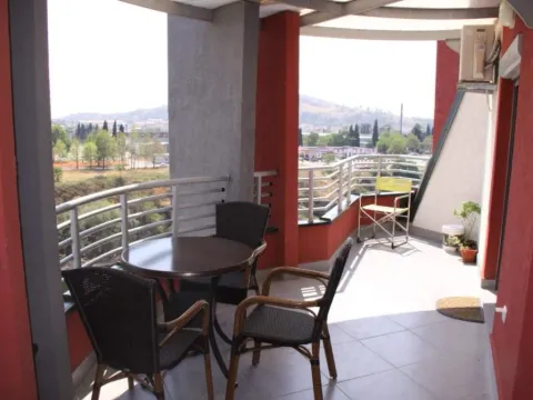 Izdavanje, jednosoban stan, 98m², City Kvart, Podgorica - image 6