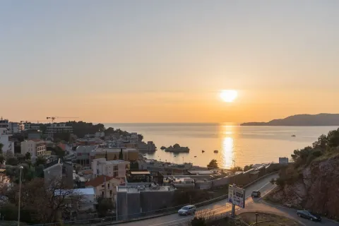 Prodaja, trosoban stan, 160m², Pržno, Budva - image 4