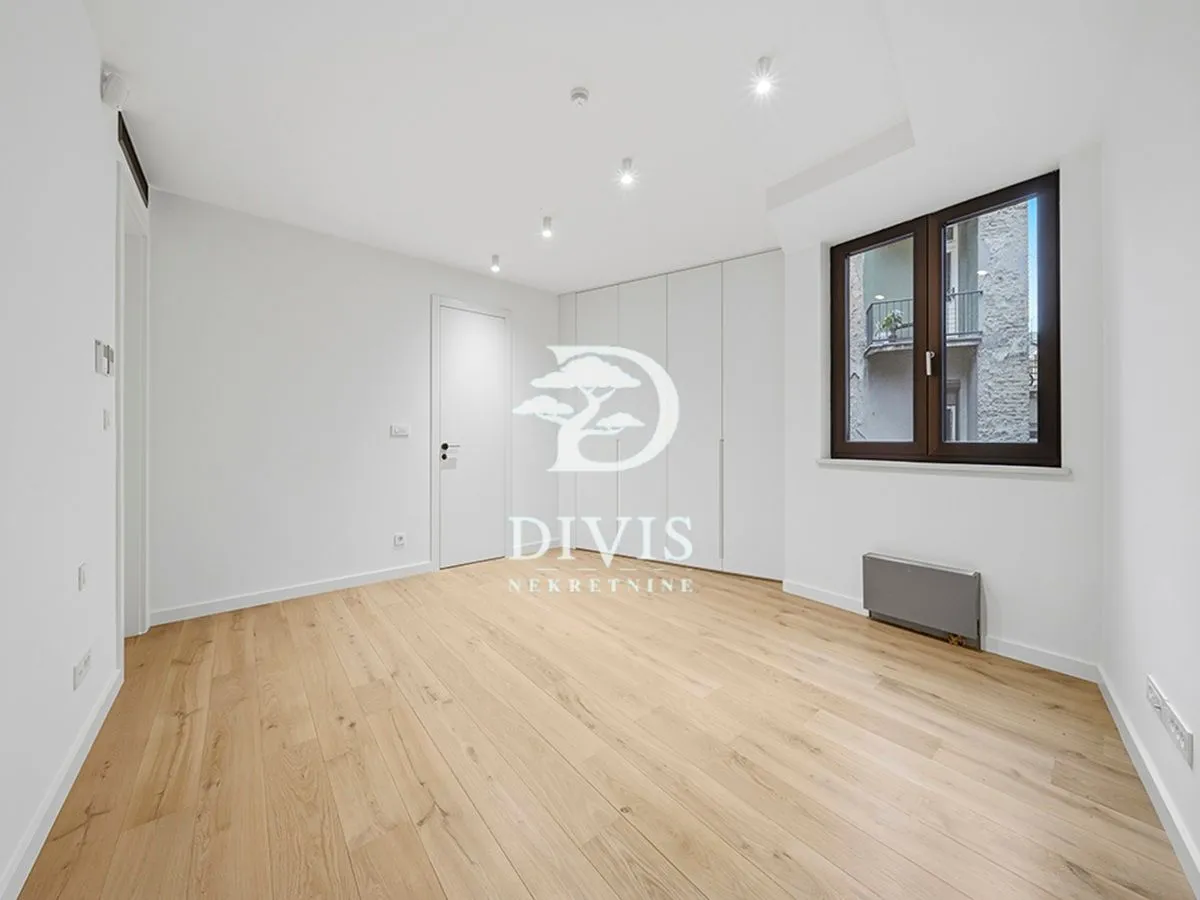 Rent, three bedroom apartment, 120m², Andrićev Venac, Beograd