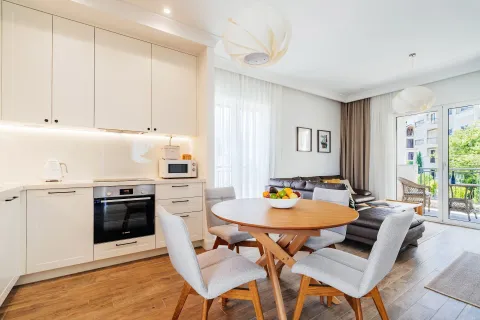 Prodaja, jednosoban stan, 70m², Luštica, Tivat - image 2
