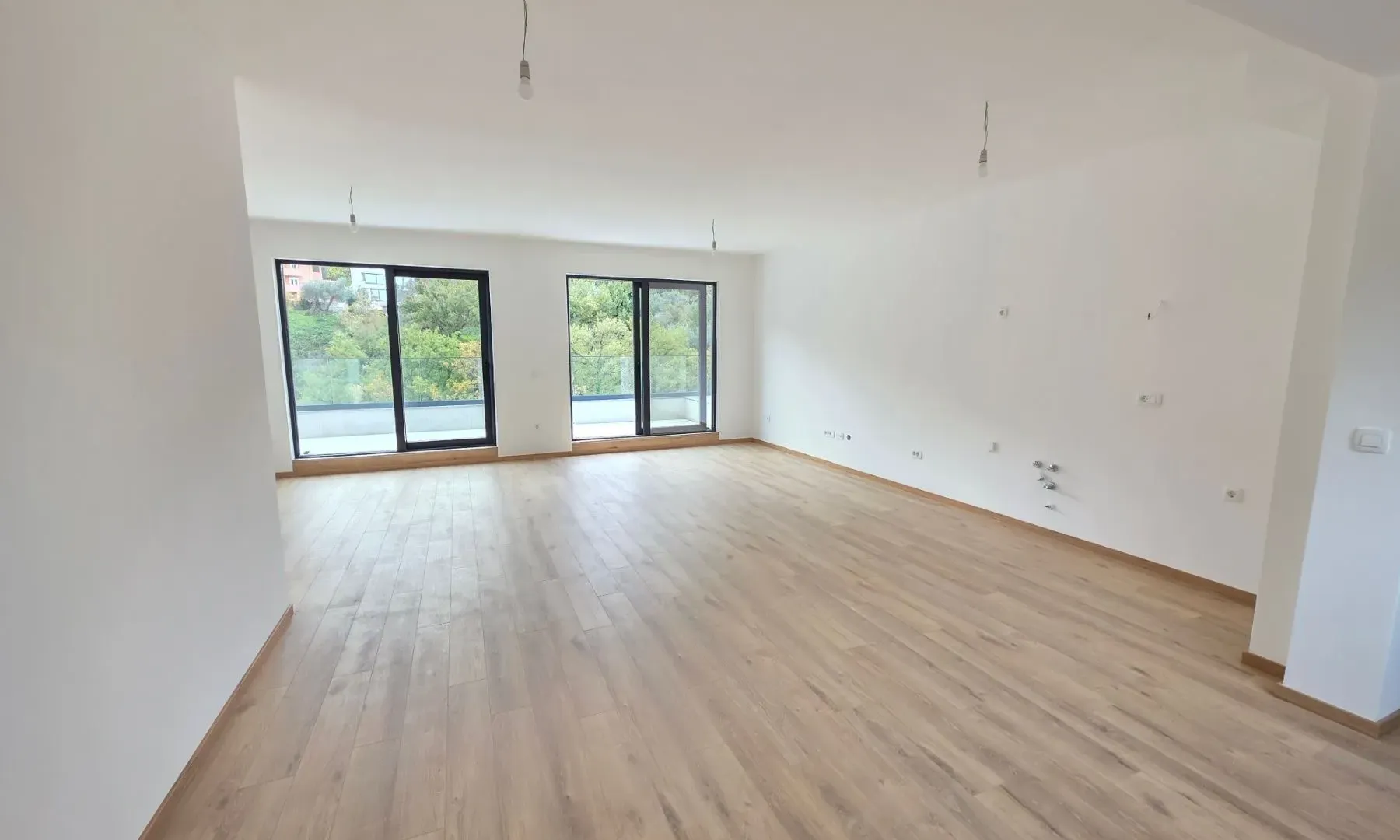 Prodaja, dvosoban stan, 162m², Kamenovo, Budva