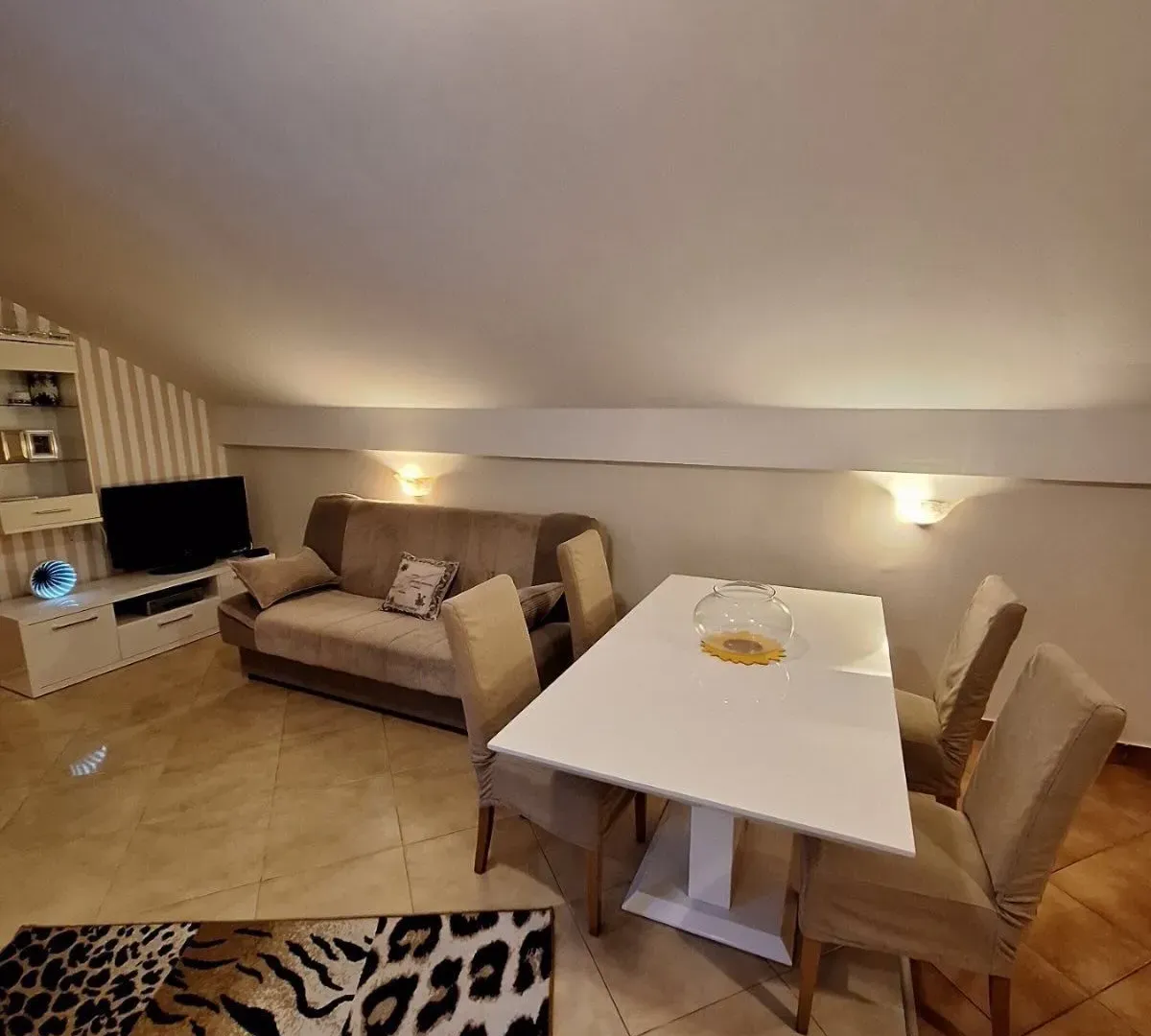 Rent, two bedroom apartment, 60m², Donja Gorica, Podgorica