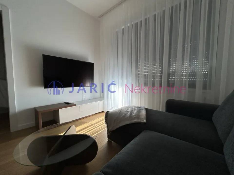 Rent, two bedroom apartment, 45m², Novi Beograd Sve Podlokacije, Beograd