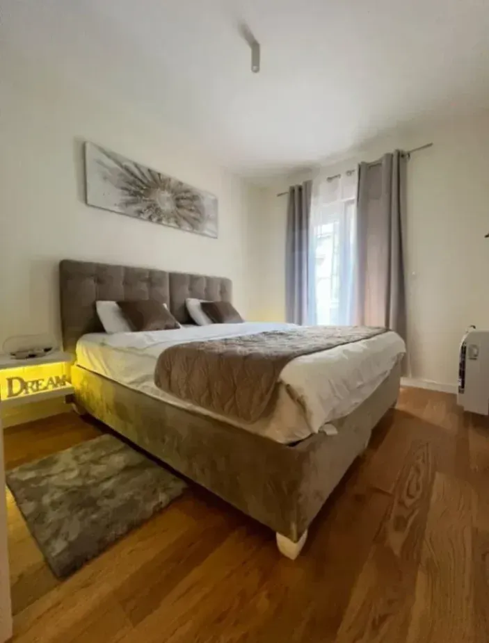 Prodaja, jednosoban stan, 49m², Central Point, Podgorica