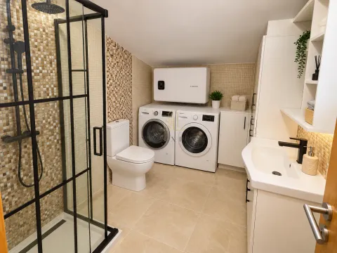 Izdavanje, trosoban stan, 155m², Zabjelo, Podgorica - image 6