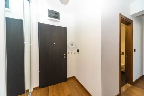 Izdavanje, dvosoban stan, 70m², Ljubović, Podgorica - image 12