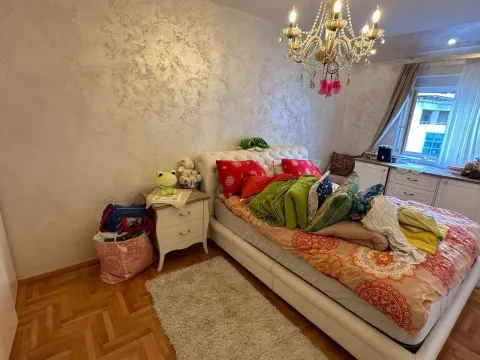 Sale, two bedroom apartment, 90m², Budva, Crna Gora - image 10