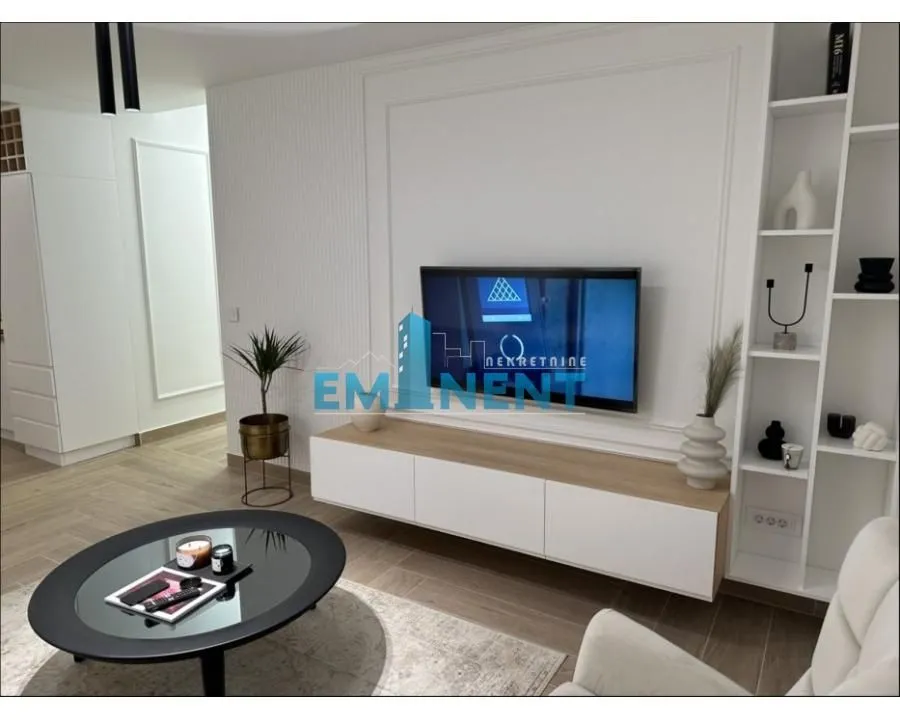 Rent, two bedroom apartment, 55m², Stari Grad, Beograd