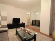 Izdavanje, trosoban stan, 74m2, Karaburma, Palilula, Beograd