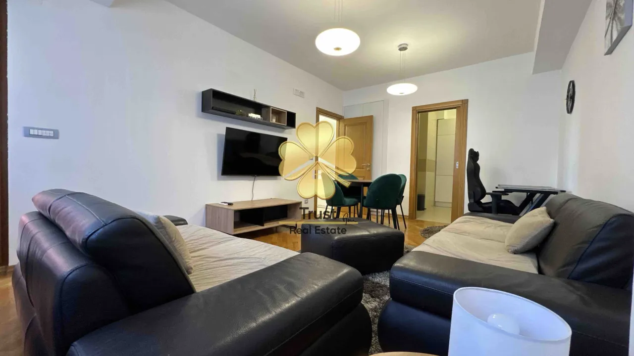 Izdavanje, jednosoban stan, 55m², City Kvart, Podgorica