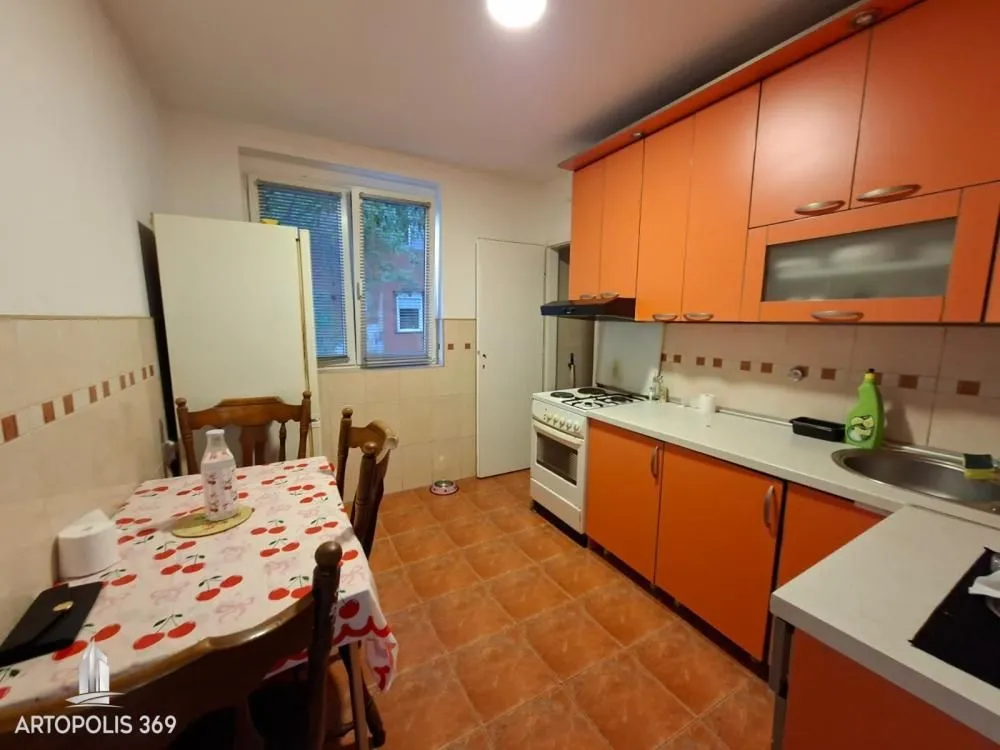 Izdavanje, dvosoban stan, 54m², Voždovac Sve Podlokacije, Beograd