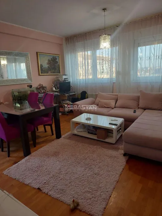 Prodaja, dvosoban stan, 67m², Novi Beograd Blok 63, Novi Beograd Sve Podlokacije