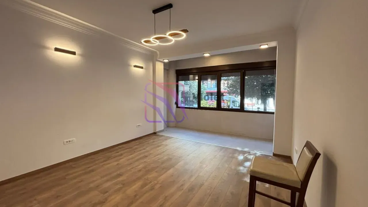 Rent, office space, 70m², Centar, Podgorica