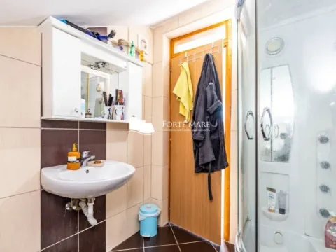 Prodaja, dvosoban stan, 112m², Igalo, Herceg Novi - image 10