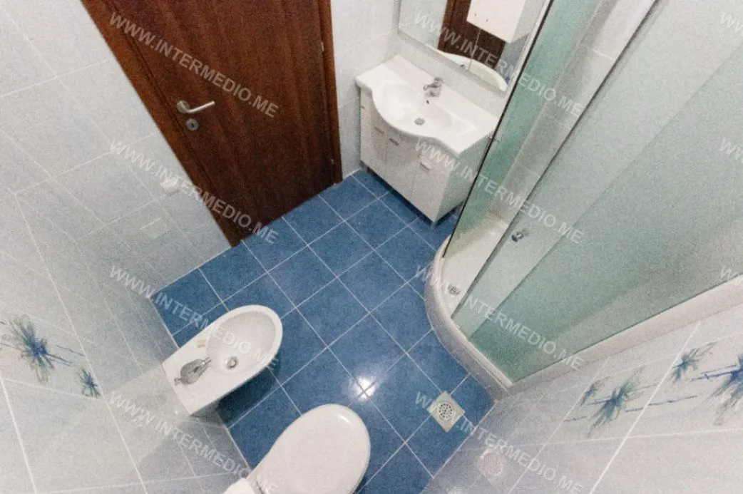 Prodaja, dvosoban stan, 132m², Igalo, Herceg Novi