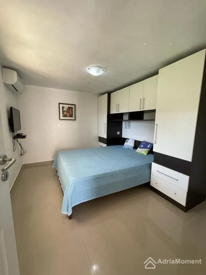 Prodaja, kuća, 350m², Baošići, Herceg Novi