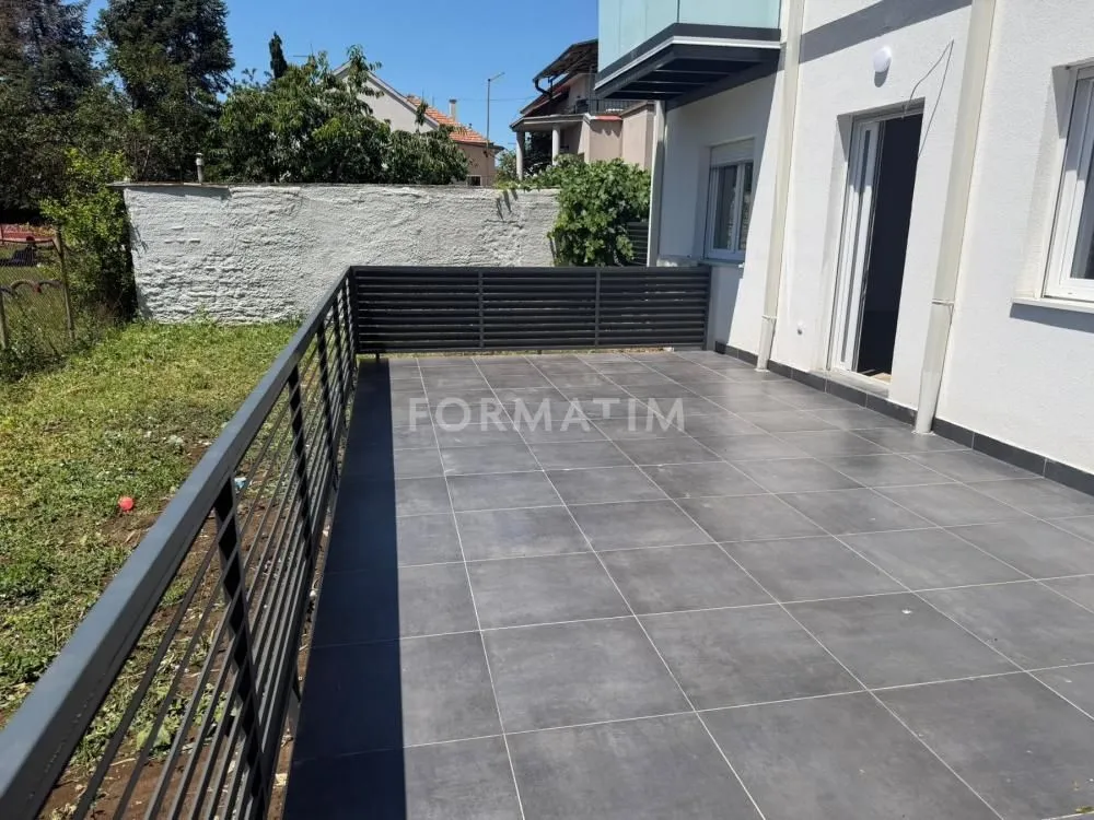 Prodaja, trosoban stan, 63m², Zemun Novi Grad, Zemun Sve Podlokacije