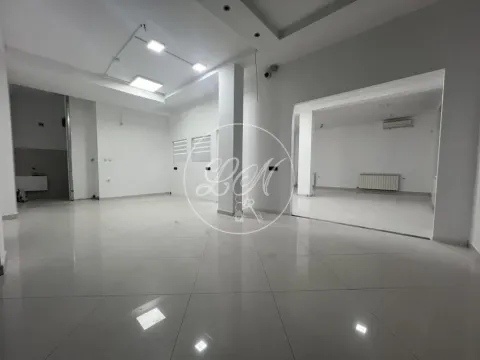 Izdavanje, poslovni prostor, 105m², Altina, Beograd - image 2
