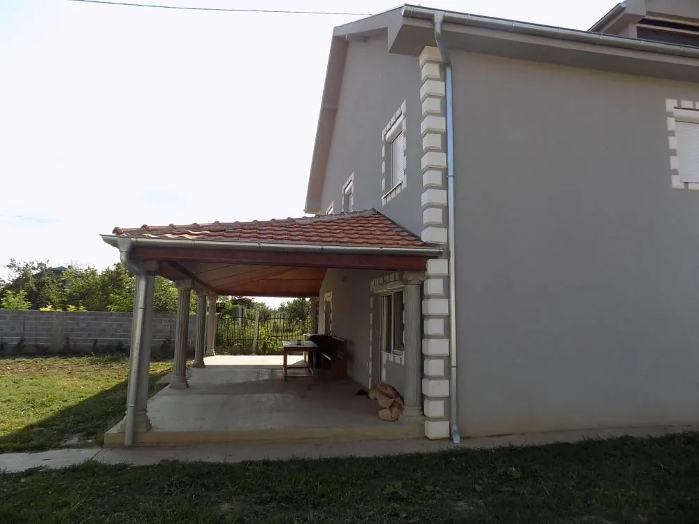 Sale, house, 385m², Končarevo, Jagodina