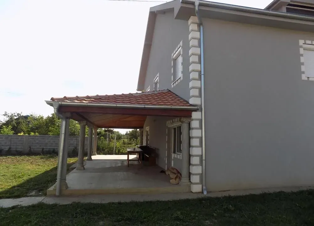 Sale, house, 385m², Končarevo, Jagodina