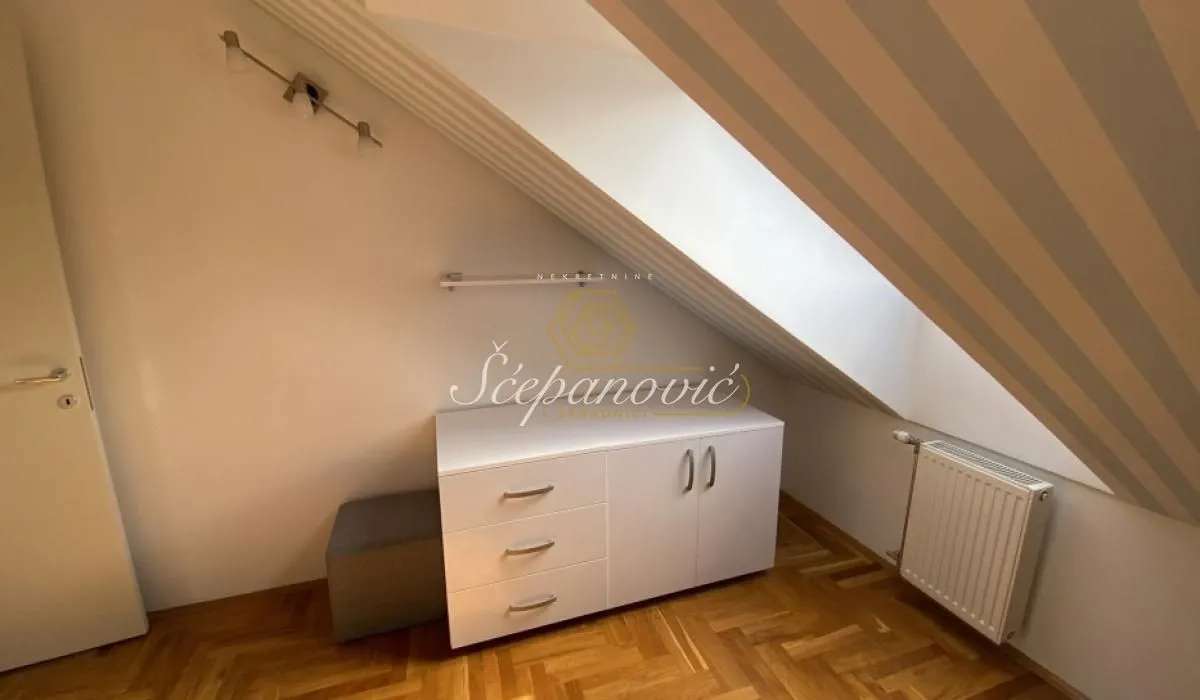 Sale, four bedroom apartment, 86m², Nova Detelinara, Novi Sad Sve Podlokacije