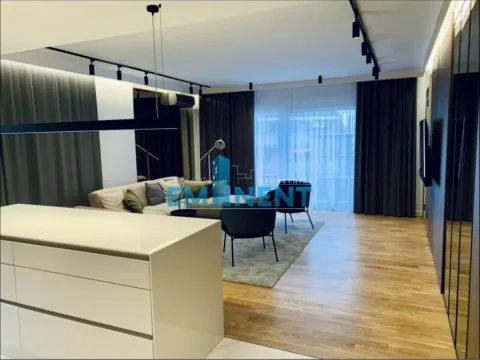 Rent, apartment, 78m², Južni Bulevar, Vračar Sve Podlokacije - image 5