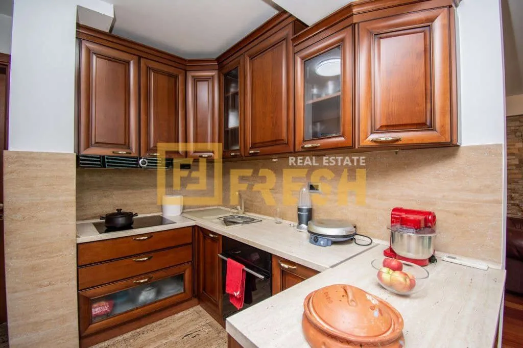 Rent, four bedroom apartment, 160m², Preko Morače, Podgorica