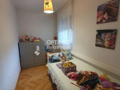 Sale, three bedroom apartment, 76m², Vračar Centar, Vračar Sve Podlokacije - image 7