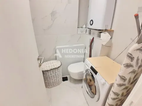 Sale, three bedroom apartment, 70m², Zemun Sve Podlokacije, Beograd - image 9