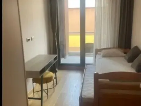 Izdavanje, dvosoban stan, 75m², Kod Capital Plaze, Podgorica - image 11