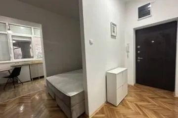 Rent, one bedroom apartment, 32m², Stari Grad, Beograd - image 3