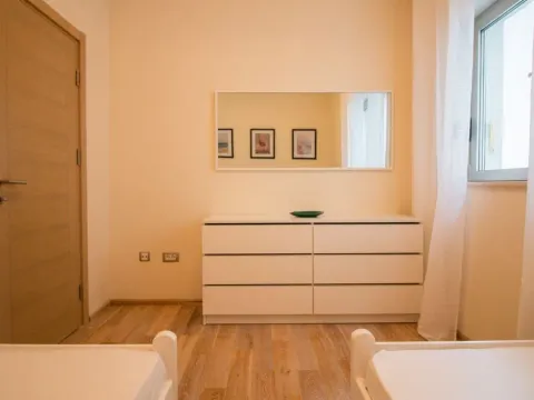 Prodaja, dvosoban stan, 75m², Dobrota, Kotor - image 12