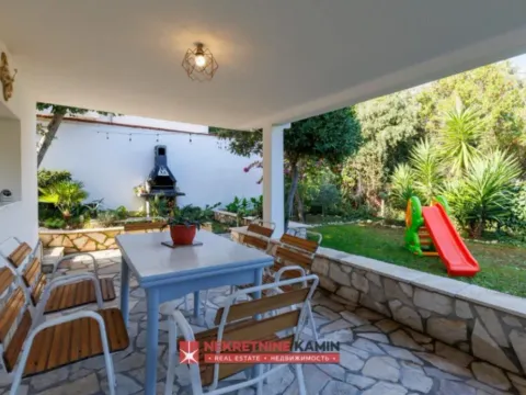 Prodaja, kuća, 130m², Utjeha, Bar - image 10