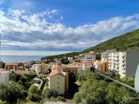 Sale, two bedroom apartment, 70m², Petrovac, Budva - image 3
