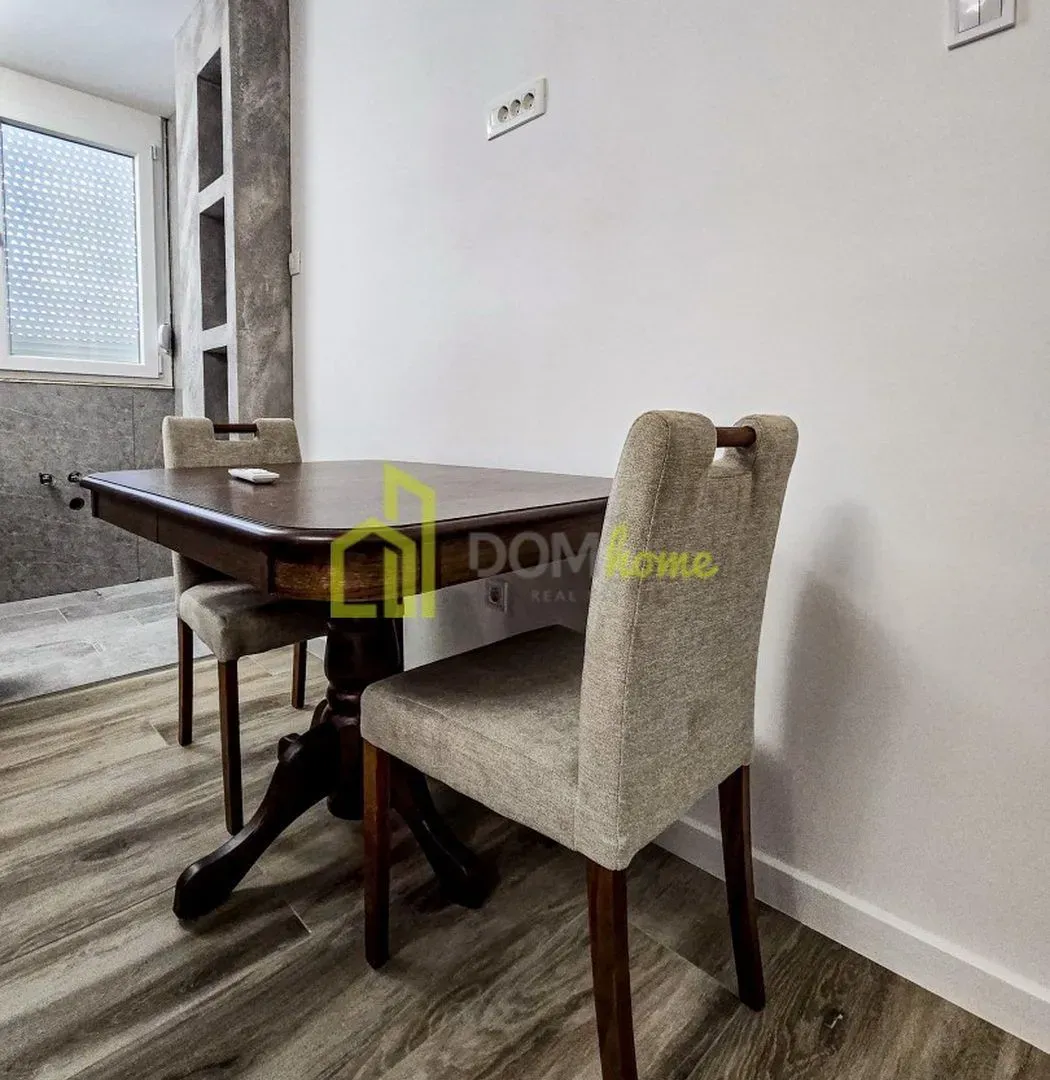 Prodaja, trosoban stan, 74m², Pobrežje, Podgorica